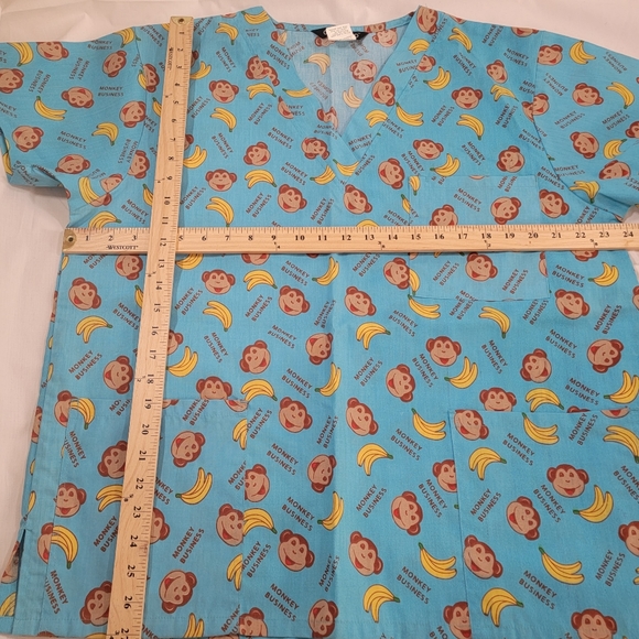 Cassandra O Scrub Top Size XL.  MONKEY Business.  NWOT - Picture 3 of 6